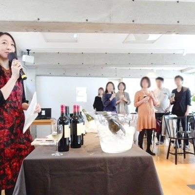 翻訳家・鴻巣友季子さんと過ごす魅惑の「文学的」ワイン会