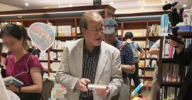 【イベントレポート】第2回書評家と行く書店ツアー：沼野充義さん@東京堂書店