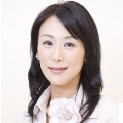 松本 侑子 / YUKO MATSUMOTO